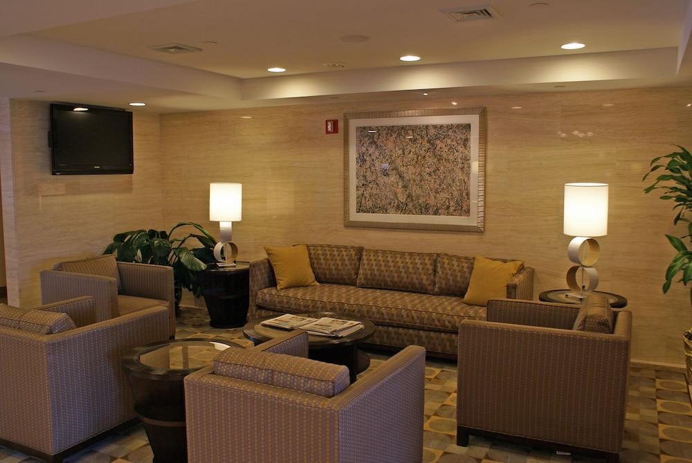 Holiday Inn Express Maspeth By Ihg New York Dış mekan fotoğraf