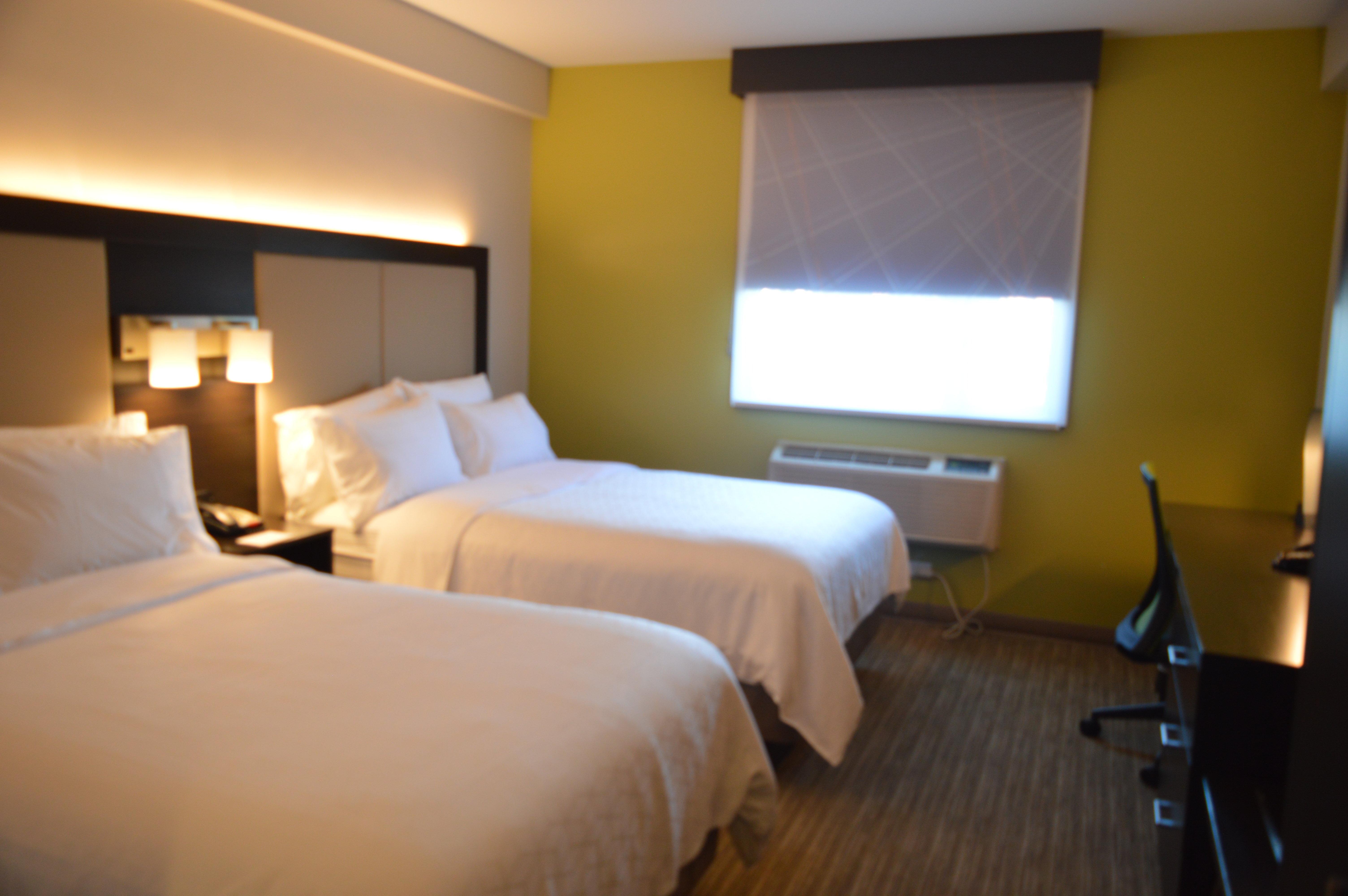 Holiday Inn Express Maspeth By Ihg New York Dış mekan fotoğraf