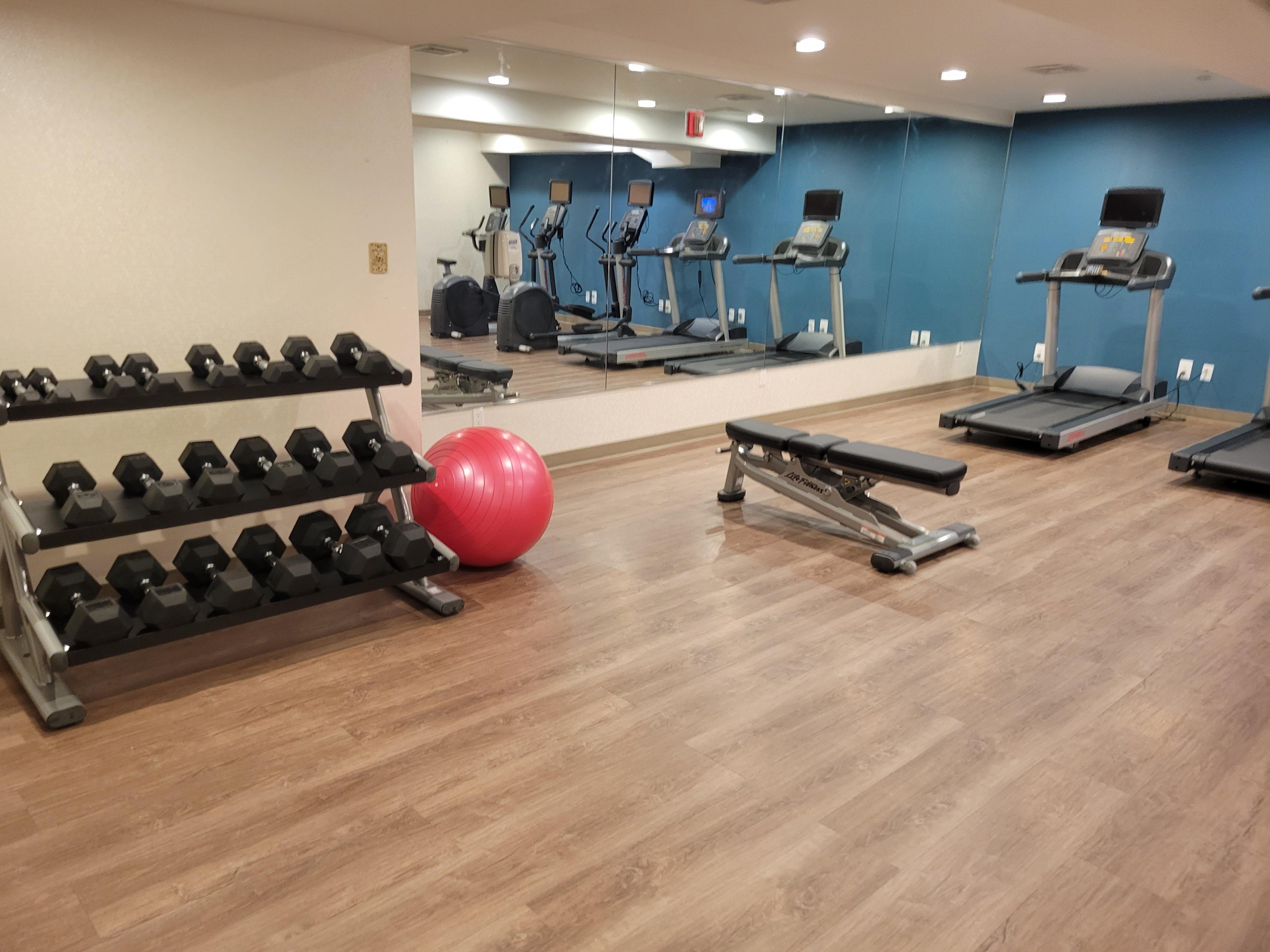 Holiday Inn Express Maspeth By Ihg New York Dış mekan fotoğraf