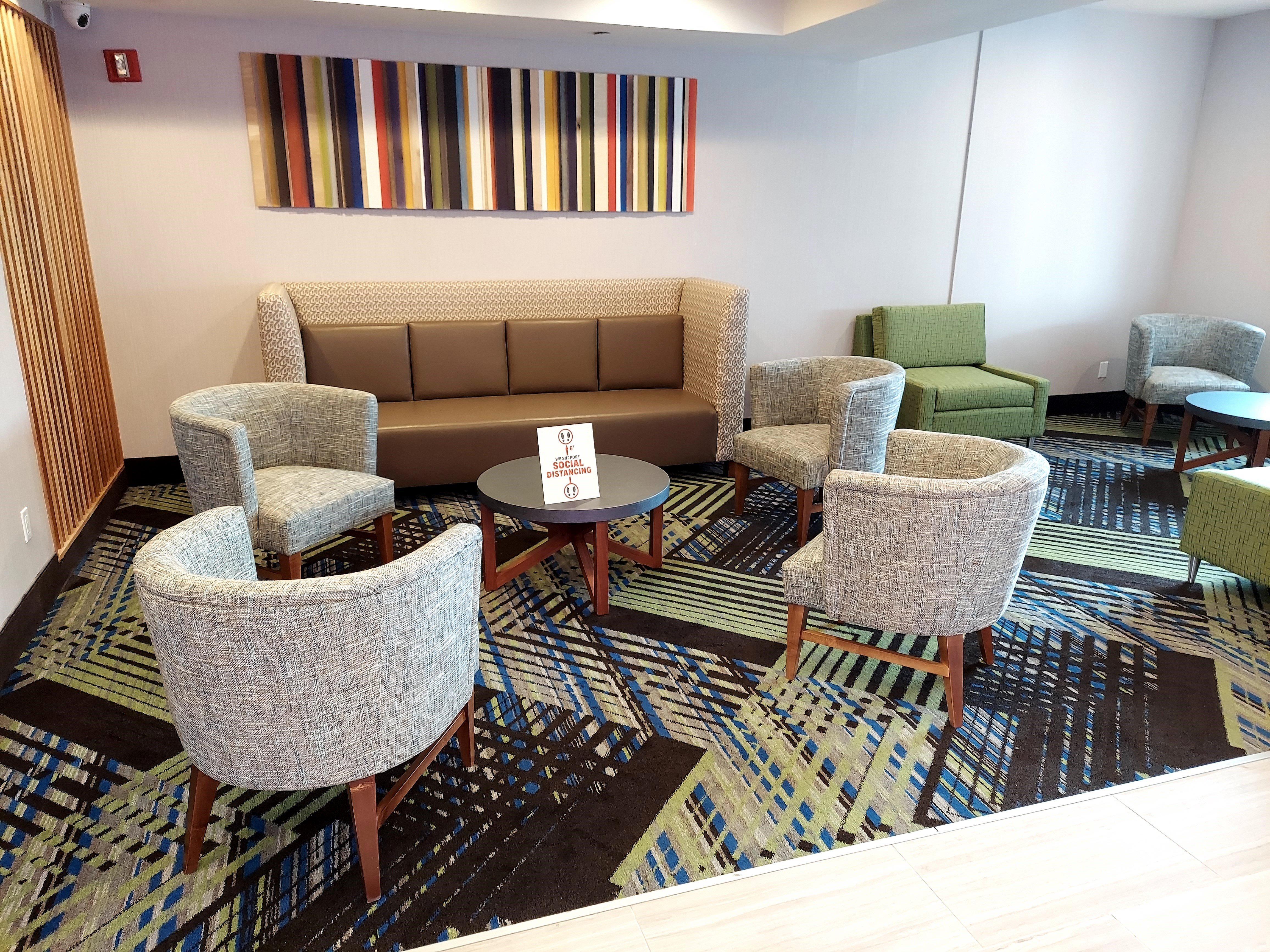 Holiday Inn Express Maspeth By Ihg New York Dış mekan fotoğraf