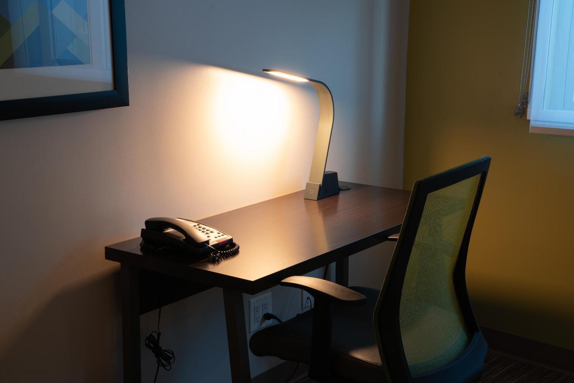 Holiday Inn Express Maspeth By Ihg New York Dış mekan fotoğraf
