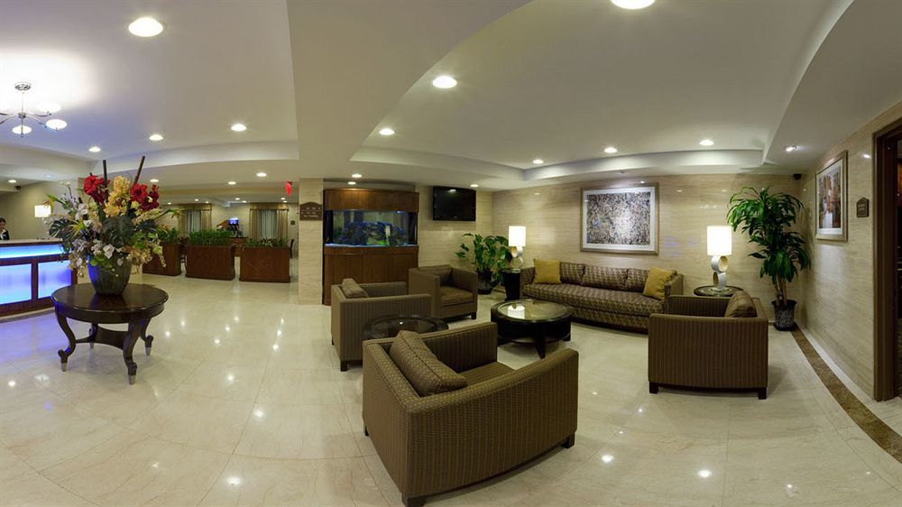 Holiday Inn Express Maspeth By Ihg New York Dış mekan fotoğraf